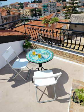 Attico romantico con terrazza Sanremo - Palm Street, 104 - Free WIFI